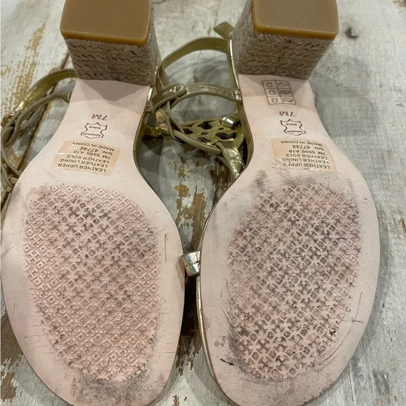 Tory Burch gold heels/sandals - size 7 - no box - Picture 3 of 5